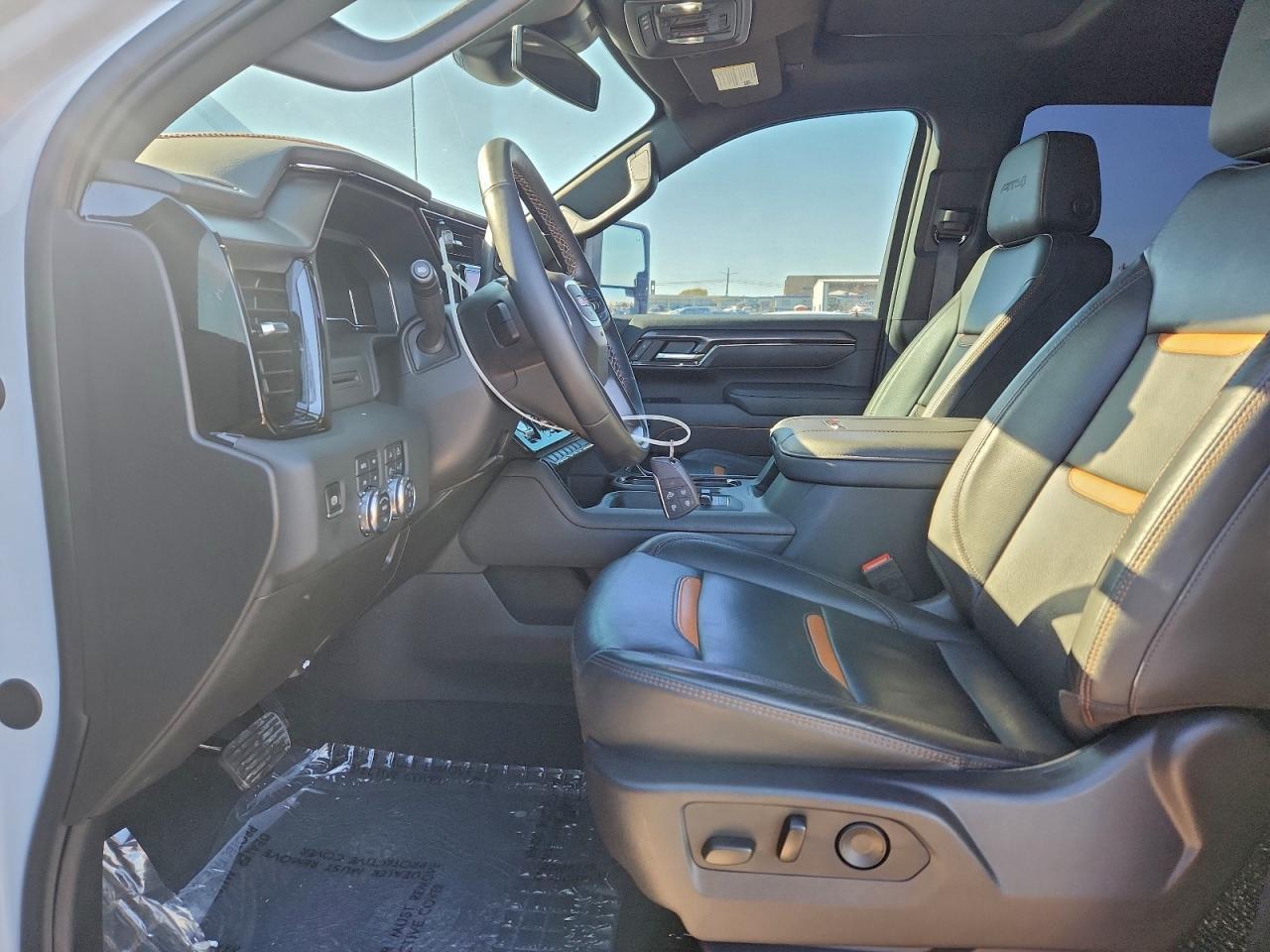 2025 GMC Sierra K3500 At4 - Image 7