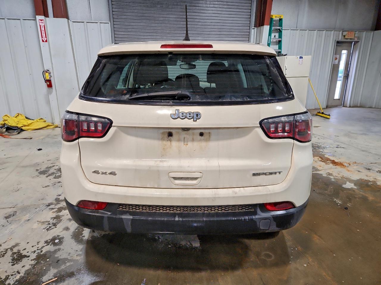 2020 Jeep Compass Sport - Фото 6