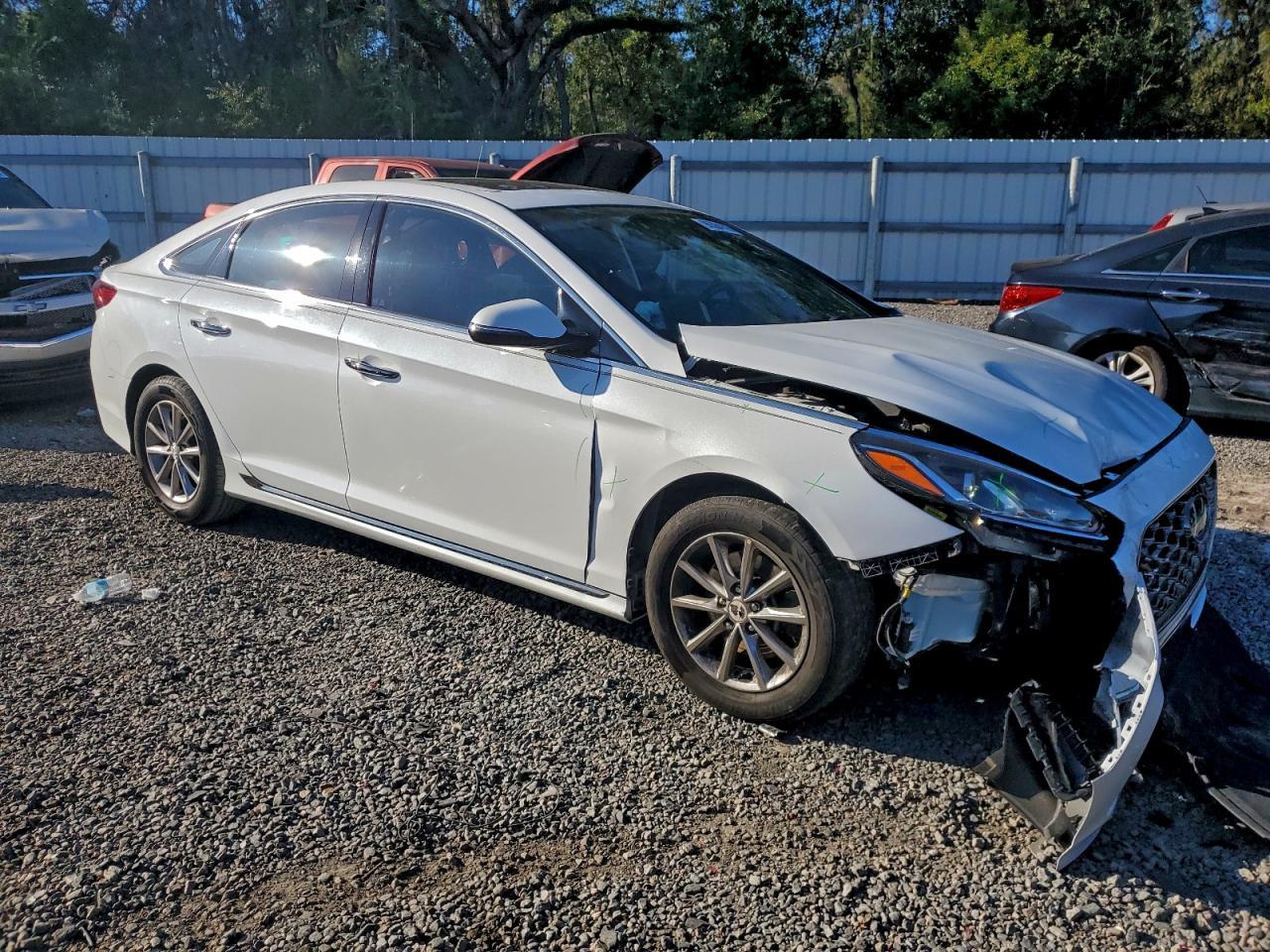2018 Hyundai Sonata Sport - Image 4
