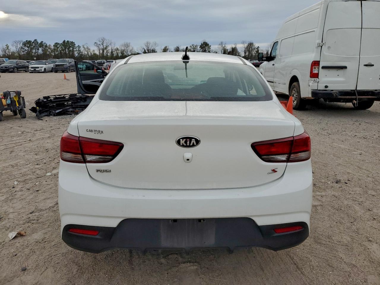 2019 Kia Rio S - Фото 6
