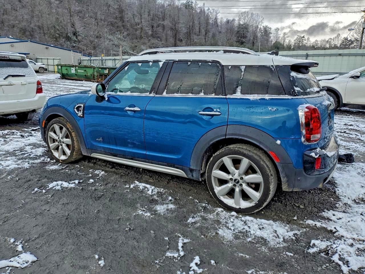 2018 Mini Cooper S Countryman All4 - Image 2