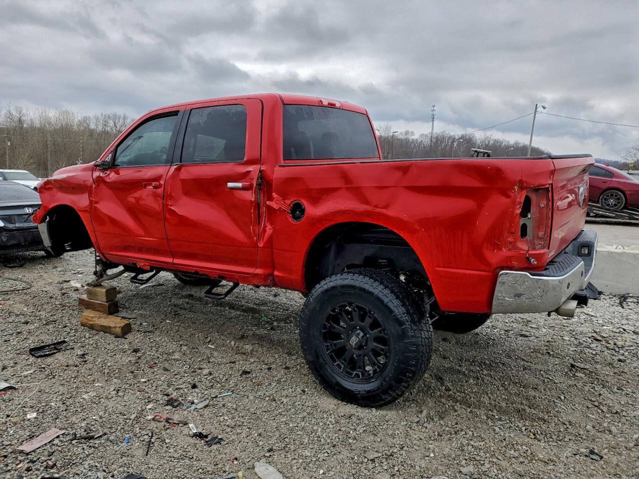 2010 Dodge Ram 1500 - Фото 2