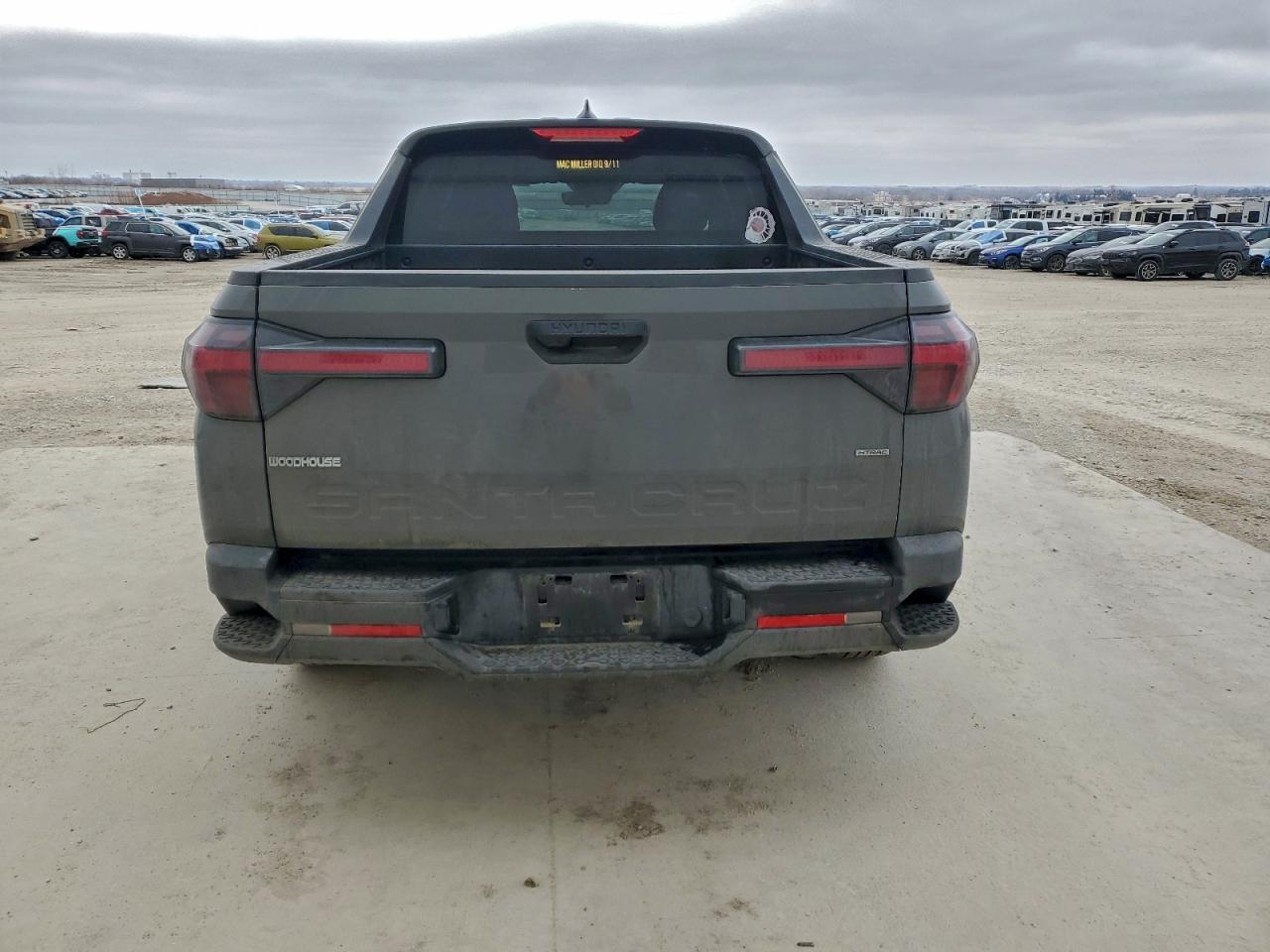 2024 Hyundai Santa Cruz Se - Image 6