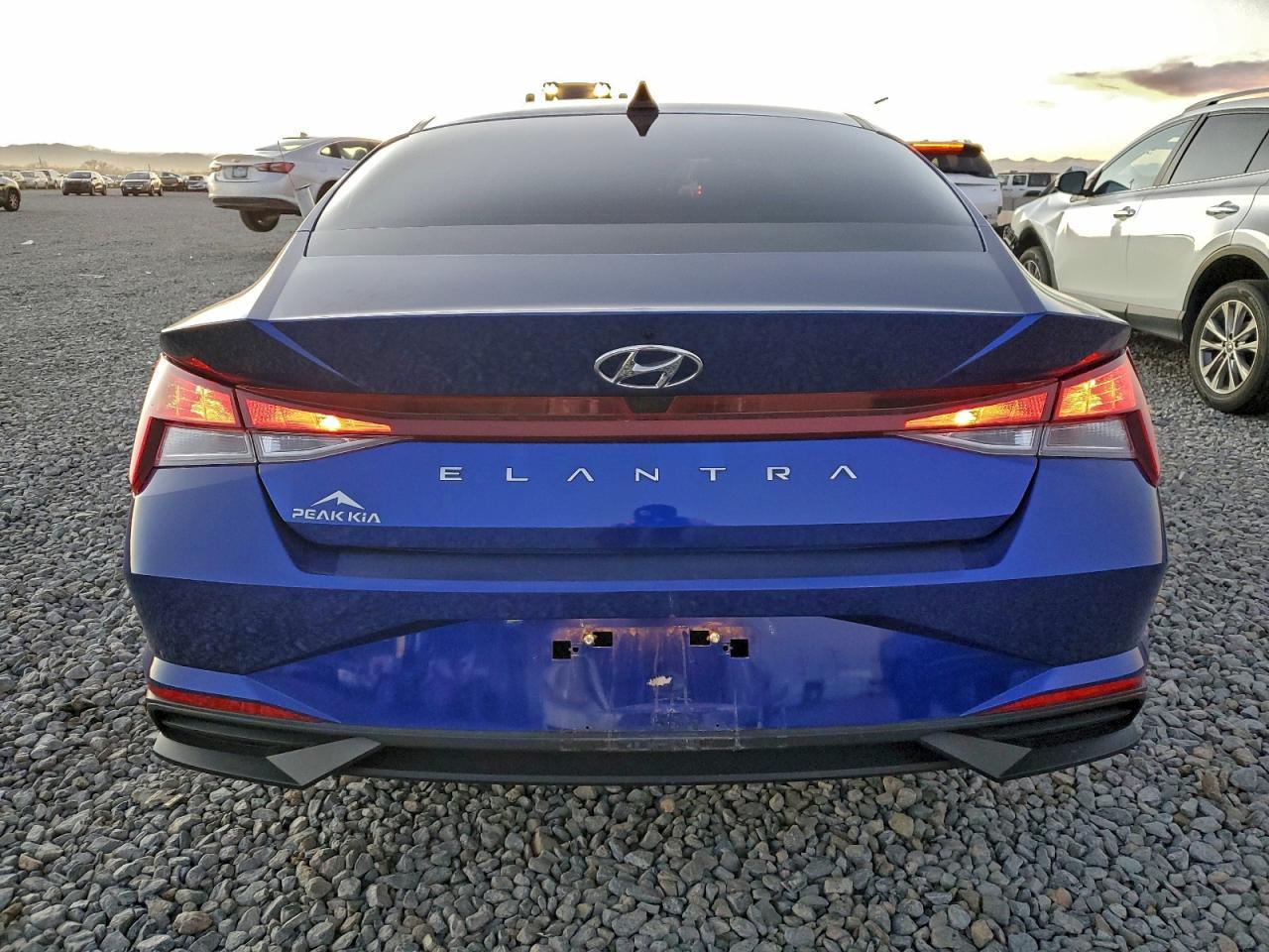 2023 Hyundai Elantra Sel - Фото 6