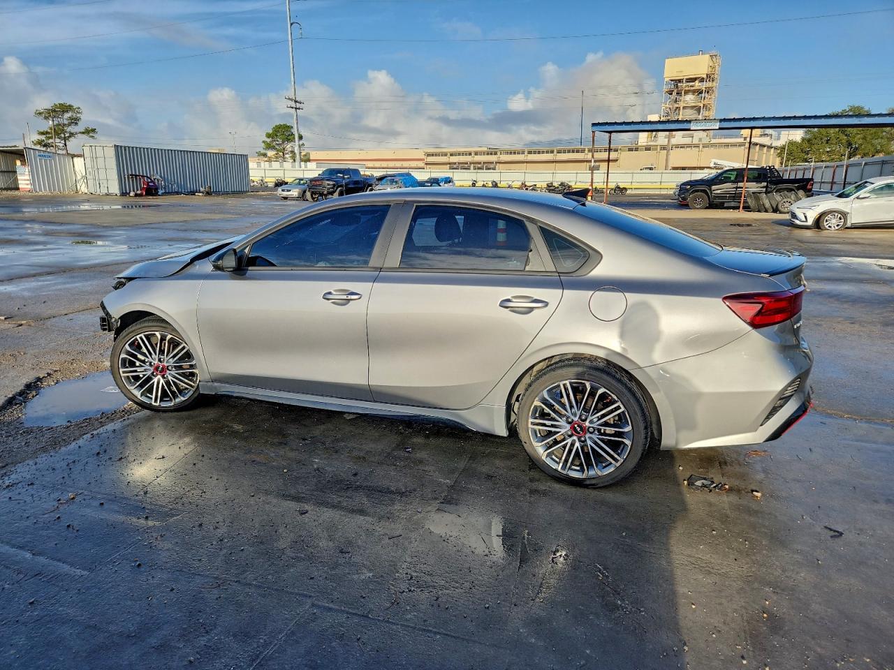 2023 Kia Forte Gt - Фото 2