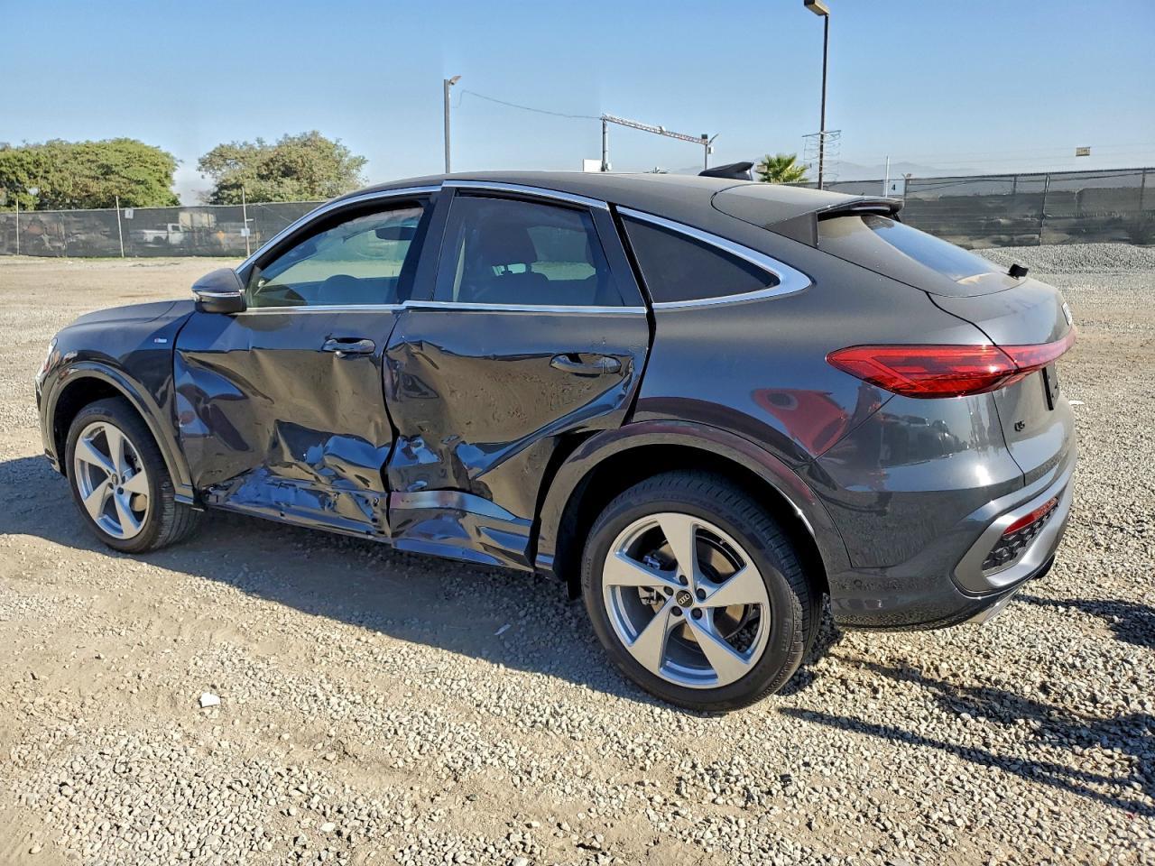 2025 Audi Q5 Sportback Premium Plus - Image 2
