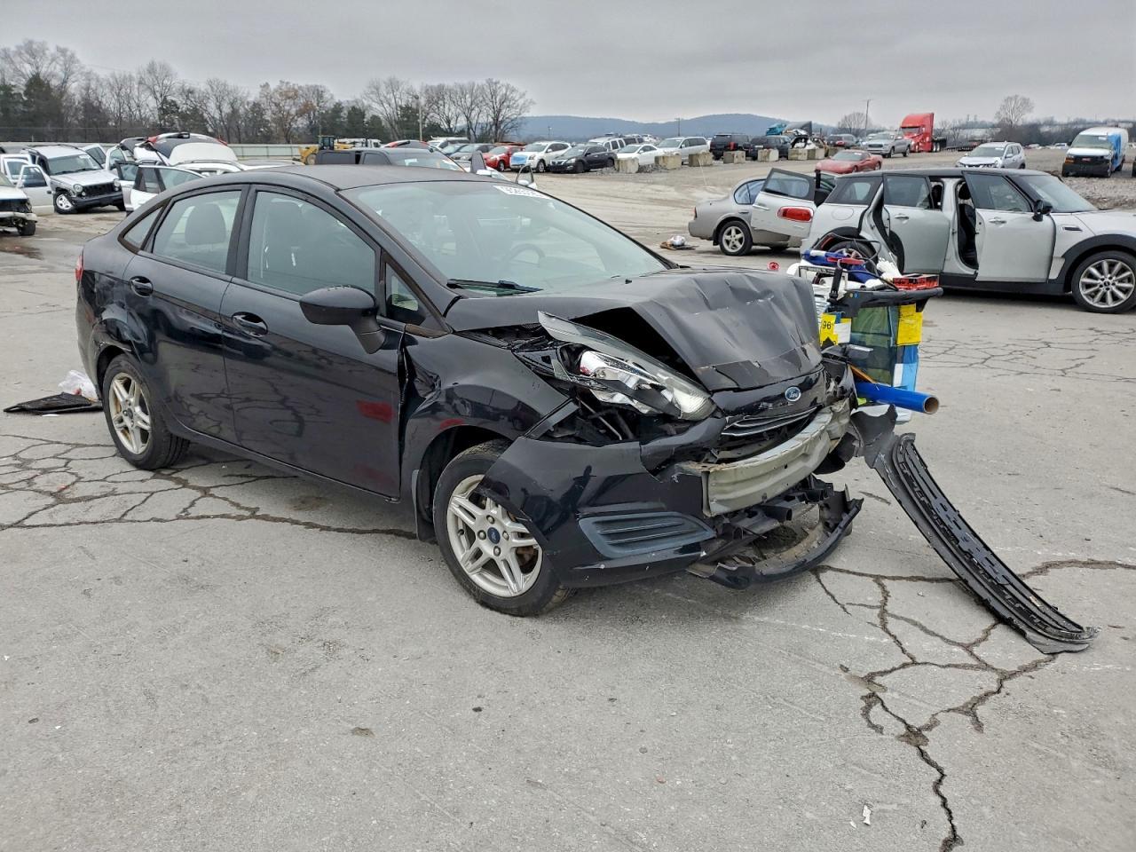 2019 Ford Fiesta Se - Image 4