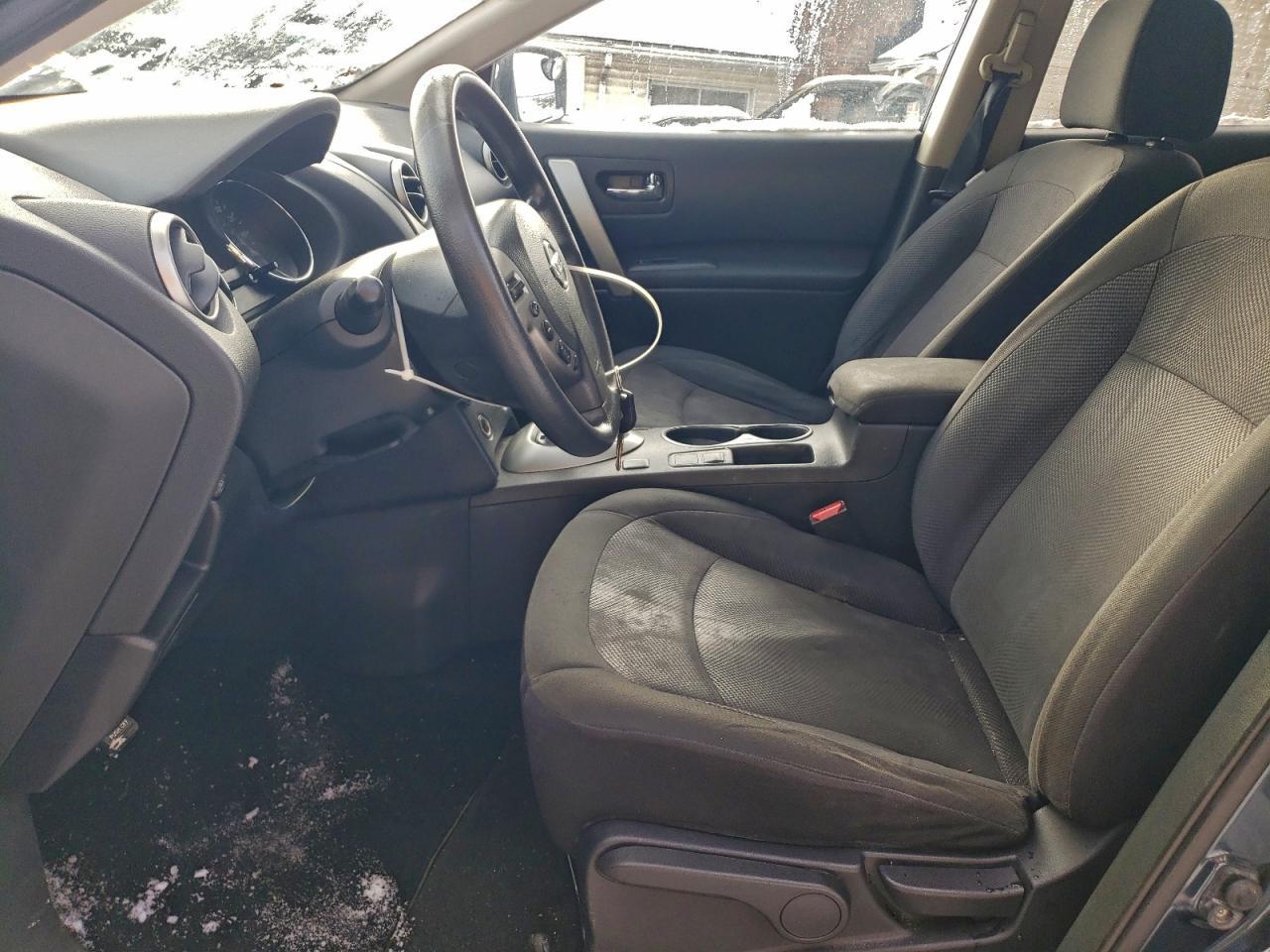 2014 Nissan Rogue Select S - Image 7