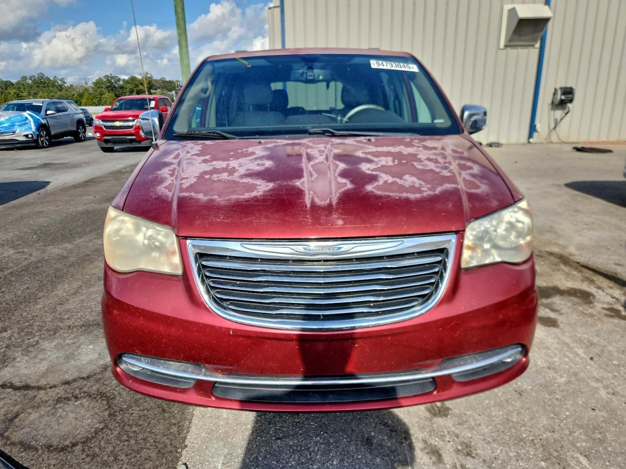 2013 Chrysler Town And C - Image 5