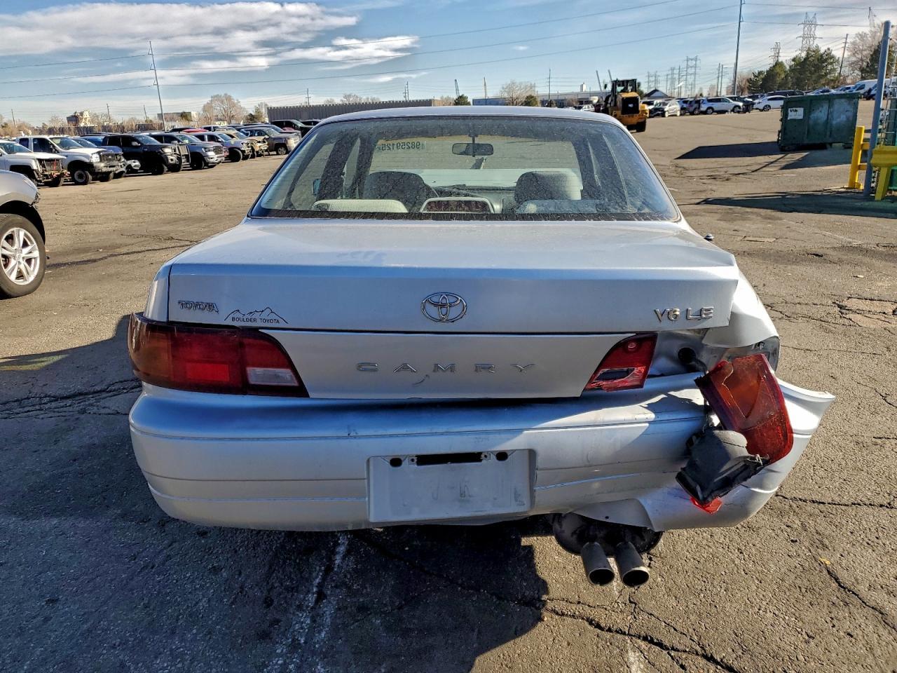 1995 Toyota Camry Le - Фото 6