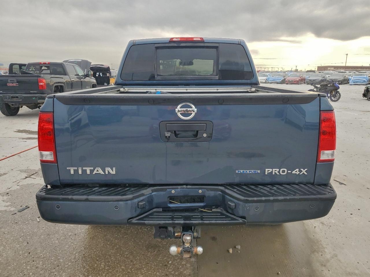 2014 Nissan Titan Pro-4X - Image 6