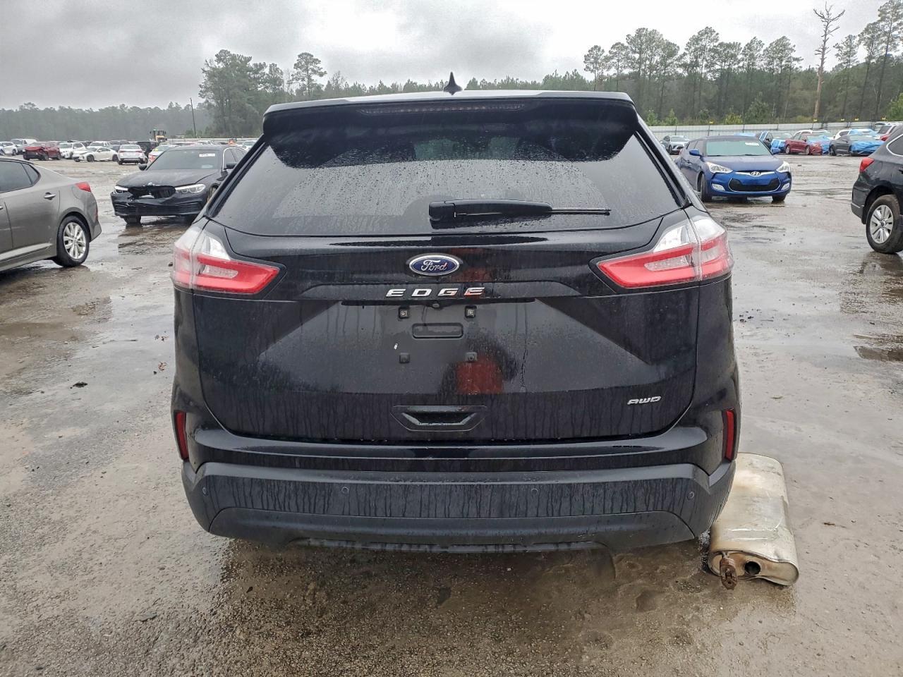 2021 Ford Edge Se - Image 6