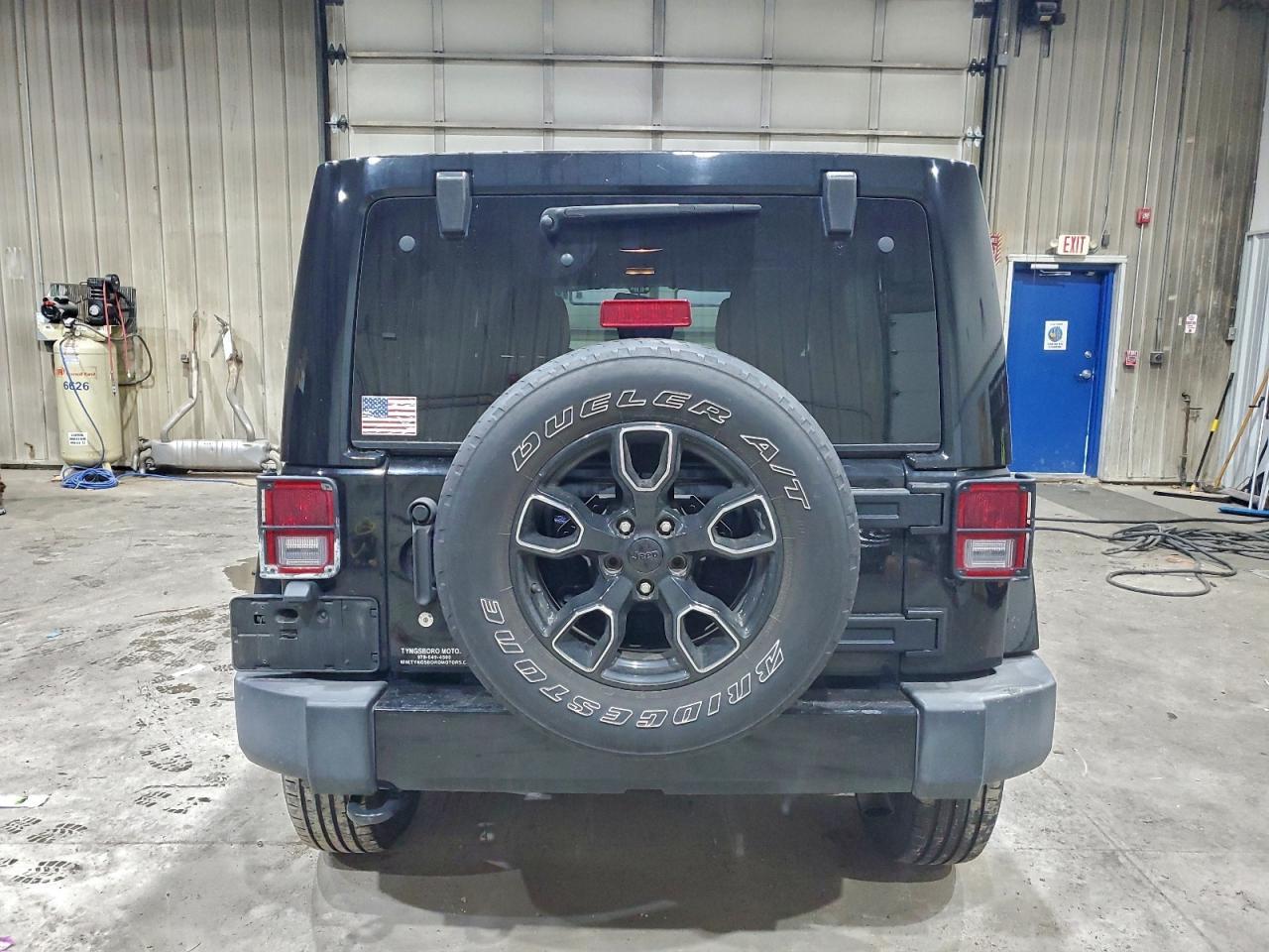 2018 Jeep Wrangler Unlimited Sahara - Image 6