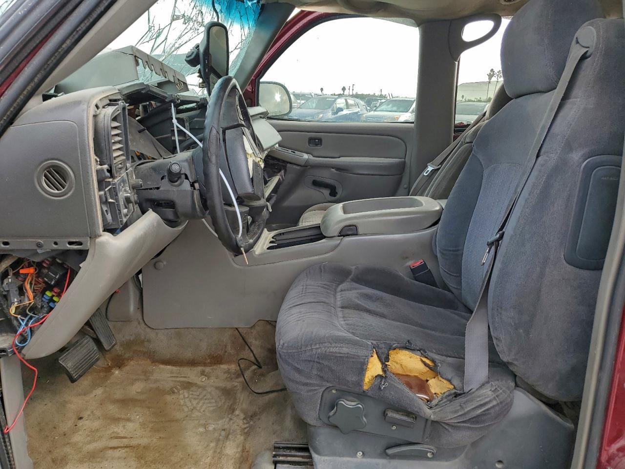 2004 Chevrolet Tahoe C1500 - Фото 7
