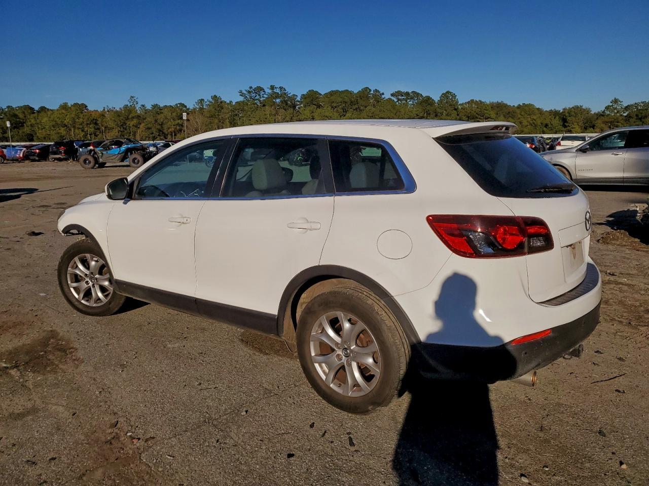 2014 Mazda Cx-9 Touring - Image 2