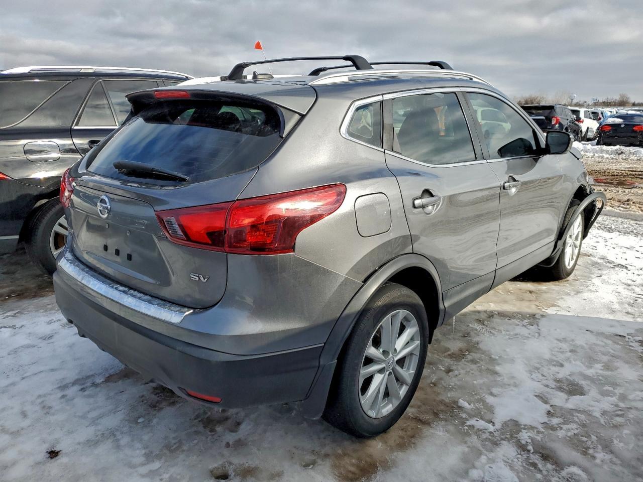 2017 Niss Rogue Sport - Image 3