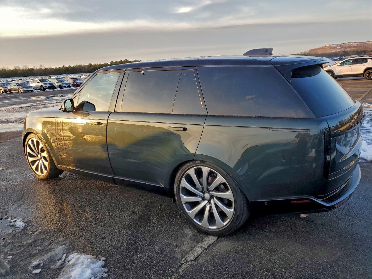 2025 Land Rover Range Rover Autobiography - Фото 2