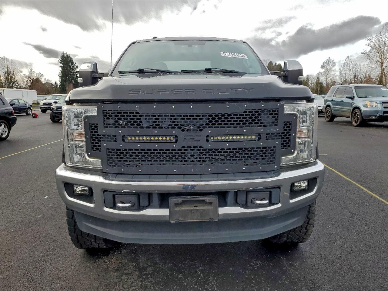 2017 Ford F350 Super Duty - Фото 5