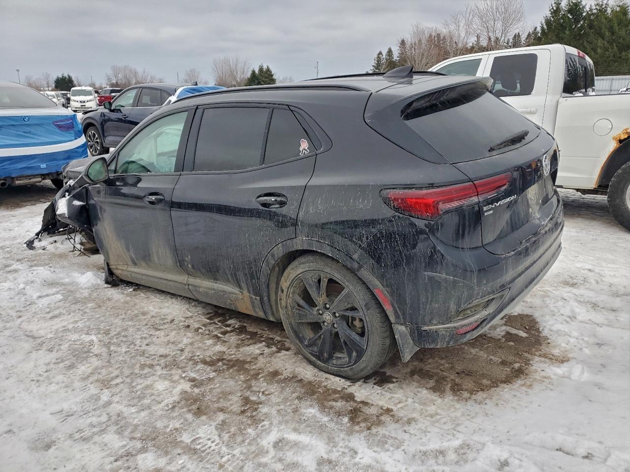 2023 Buick Envision Essence - Image 2