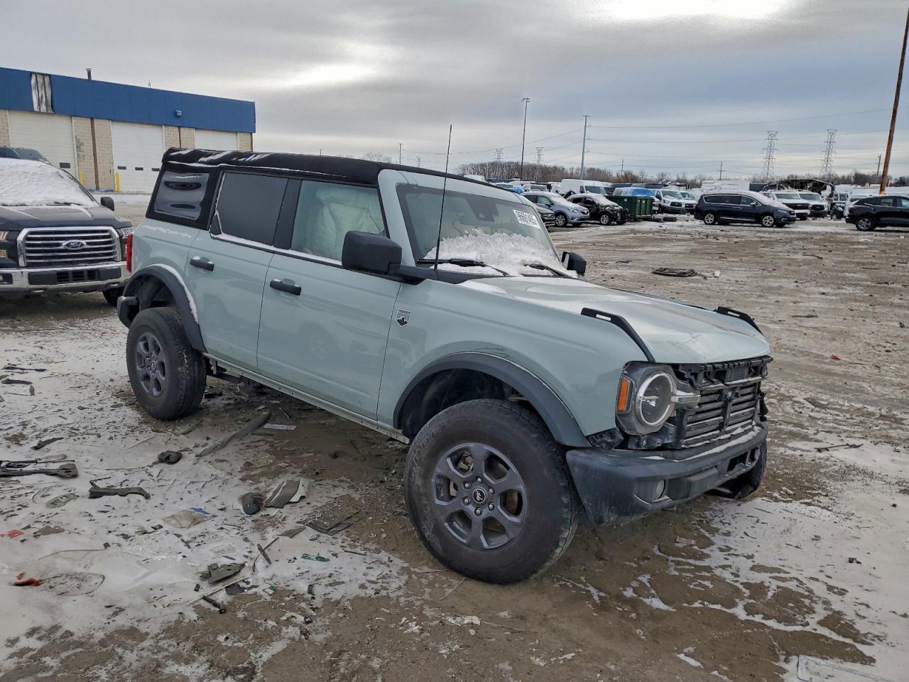 2024 Ford Bronco Big Bend - Image 4