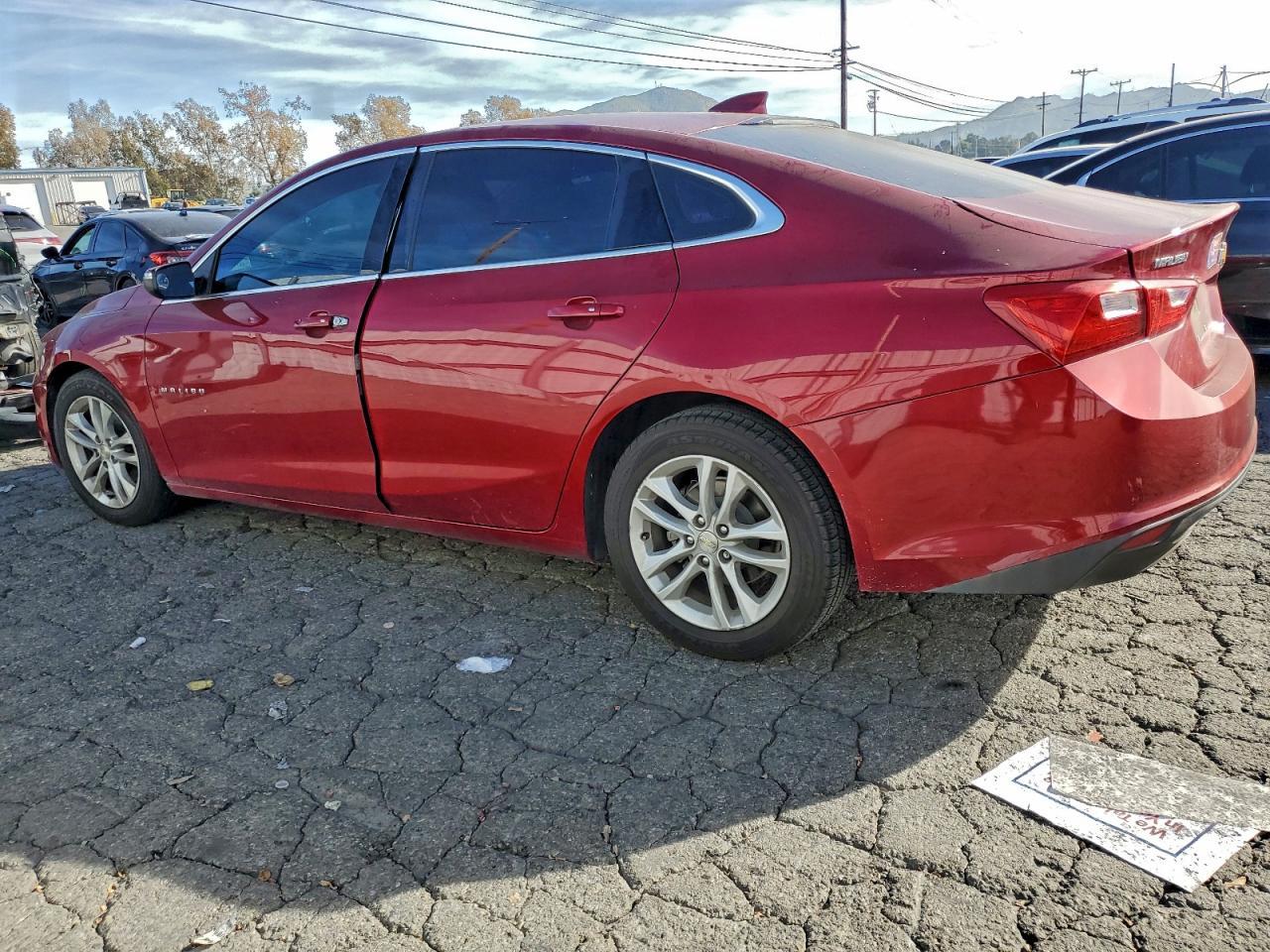 2018 Chevrolet Malibu Lt - Фото 2