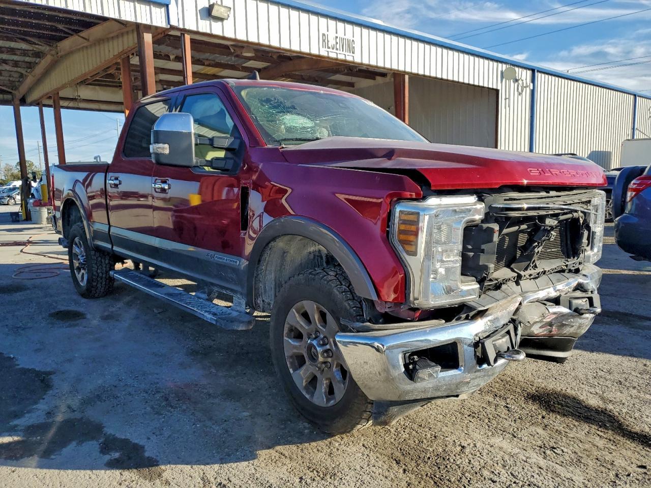 2019 Ford F250 Super Duty - Фото 4