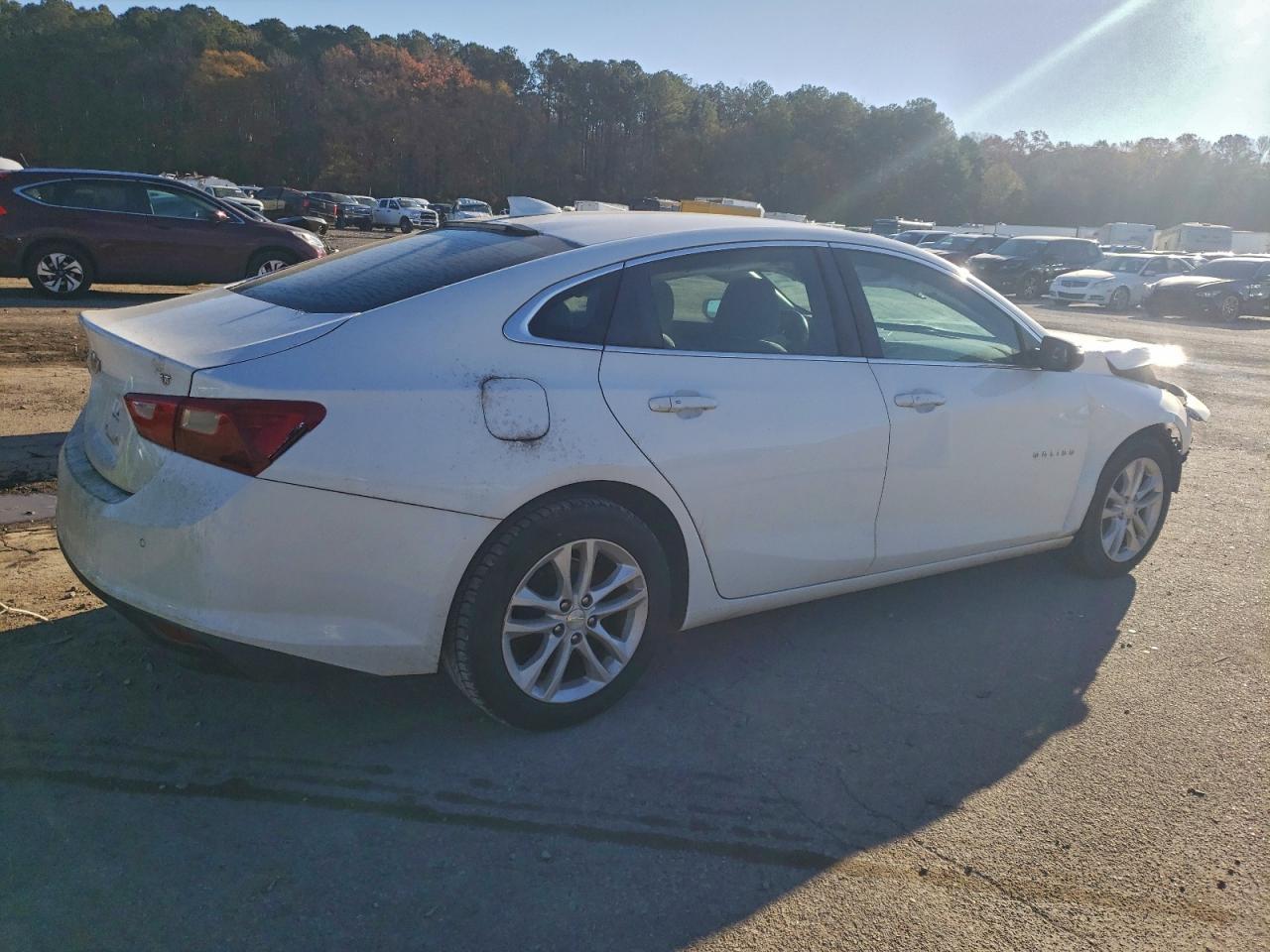2017 Chevrolet Malibu Lt - Фото 3