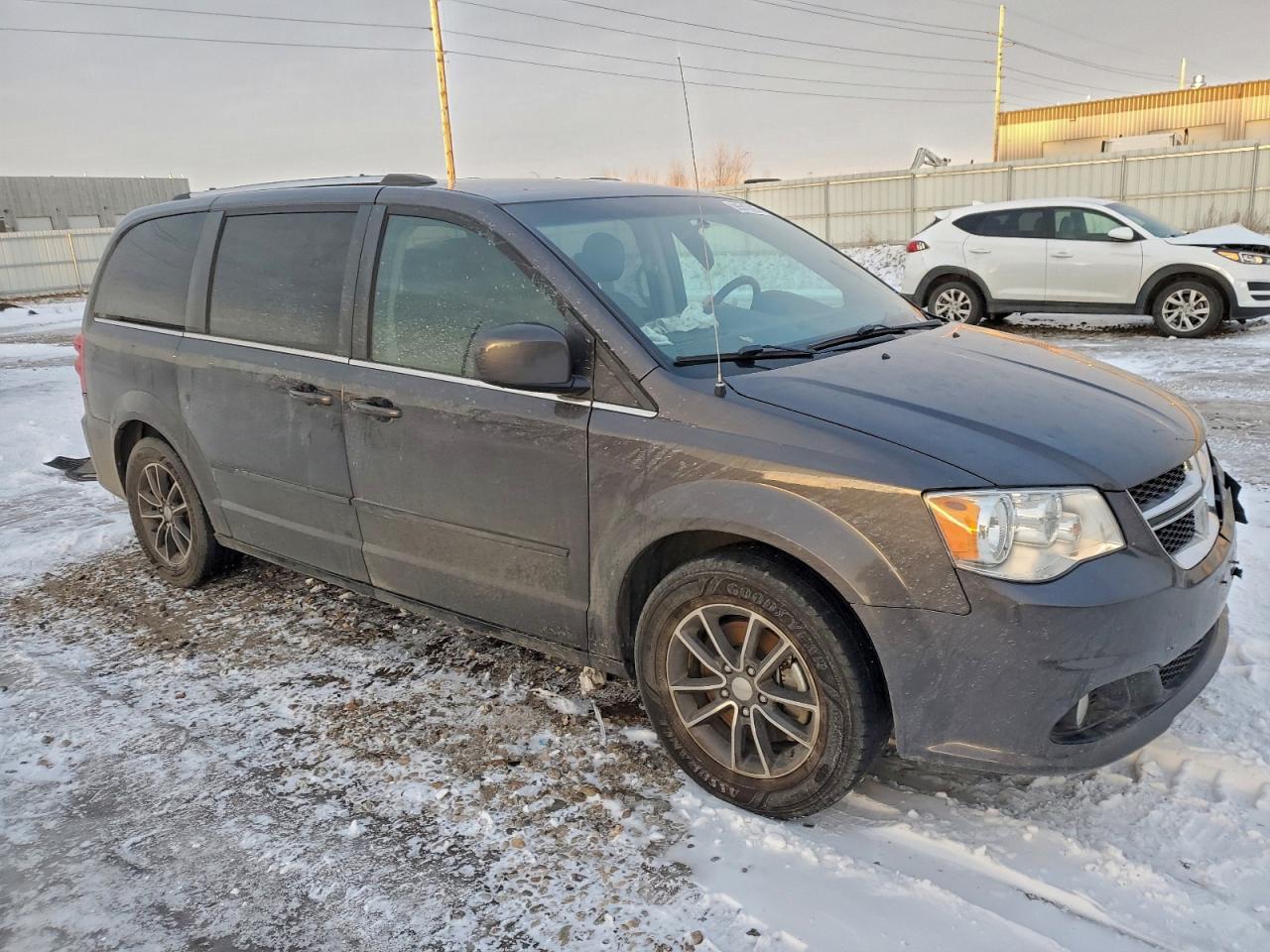 2017 Dodge Grand Caravan Sxt - Фото 4