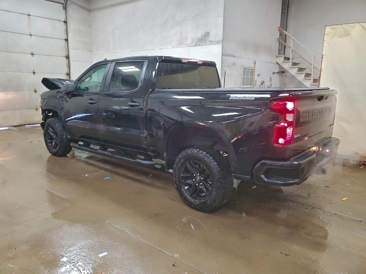 2024 Chevrolet Silverado K1500 Trail Boss Custom - Image 2