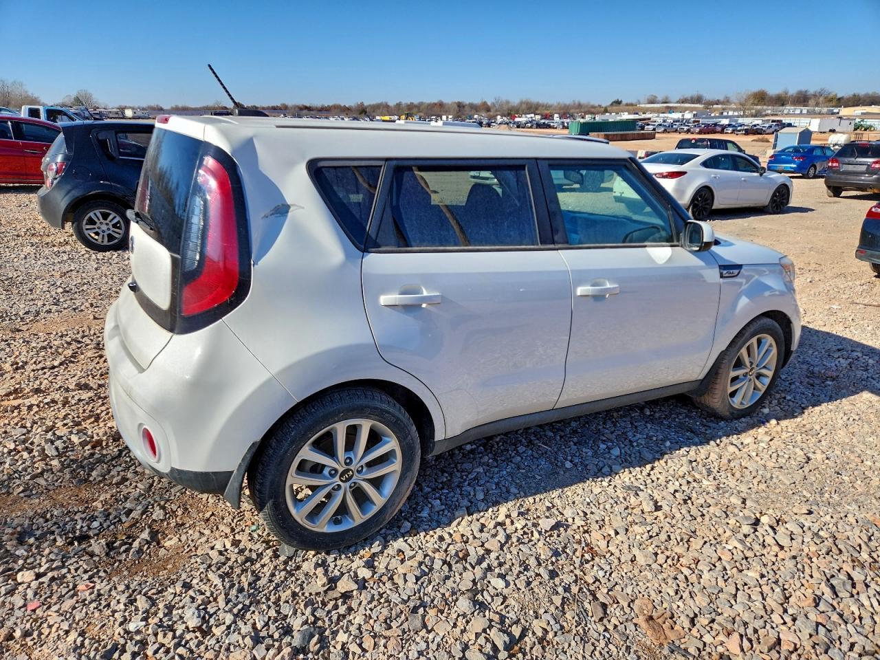 2018 Kia Soul + - Image 3