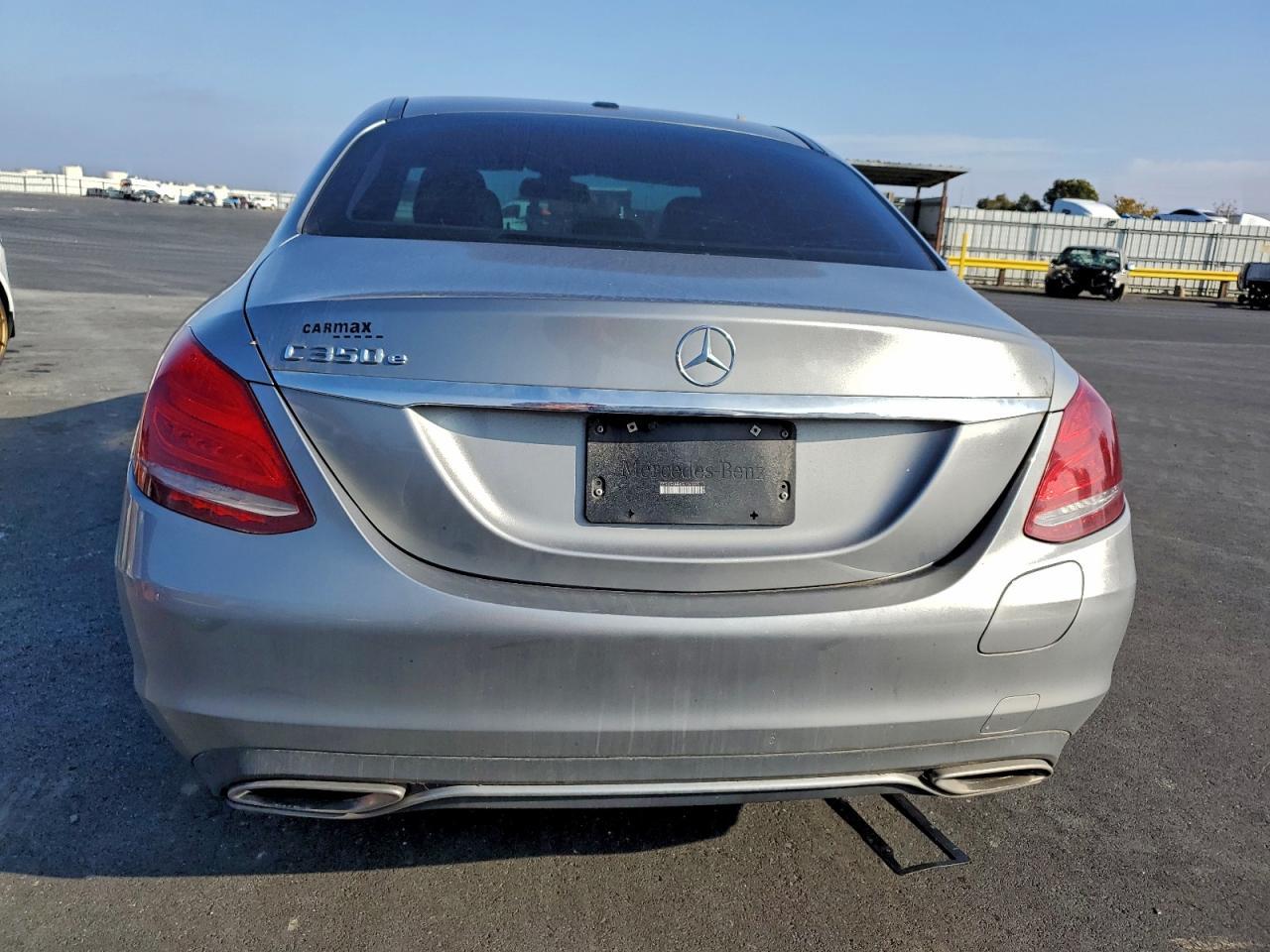2016 Mercedes-Benz C 350E - Image 6
