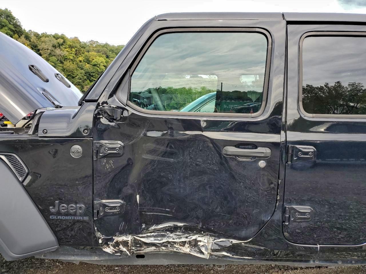 2023 Jeep Gladiator Sport - Фото 7