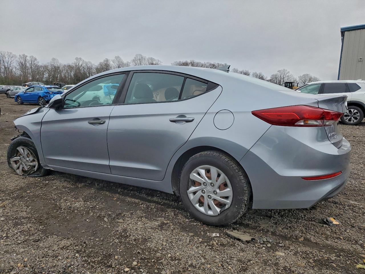 2017 Hyundai Elantra Se - Фото 2