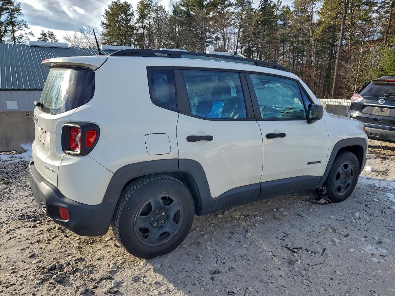 2015 Jeep Renegade Sport - Фото 3