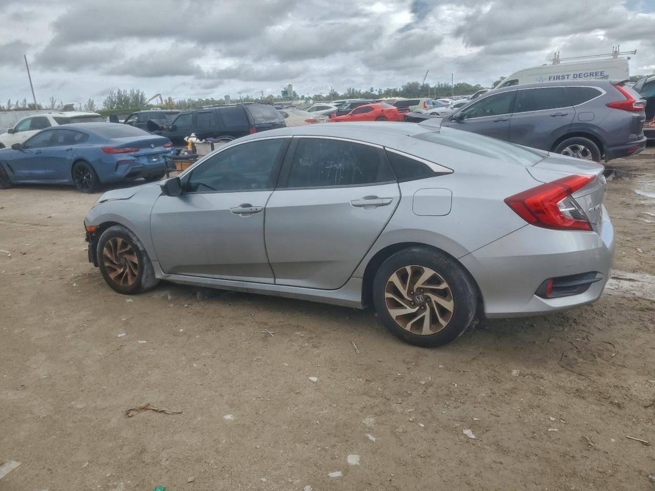 2018 Honda Civic Ex - Фото 2