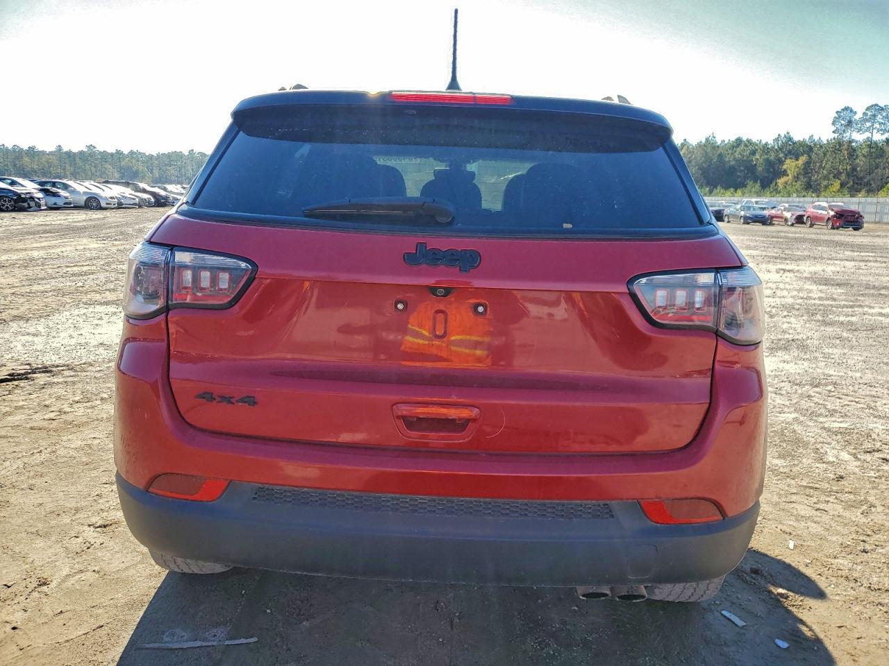 2021 Jeep Compass Latitude - Фото 6