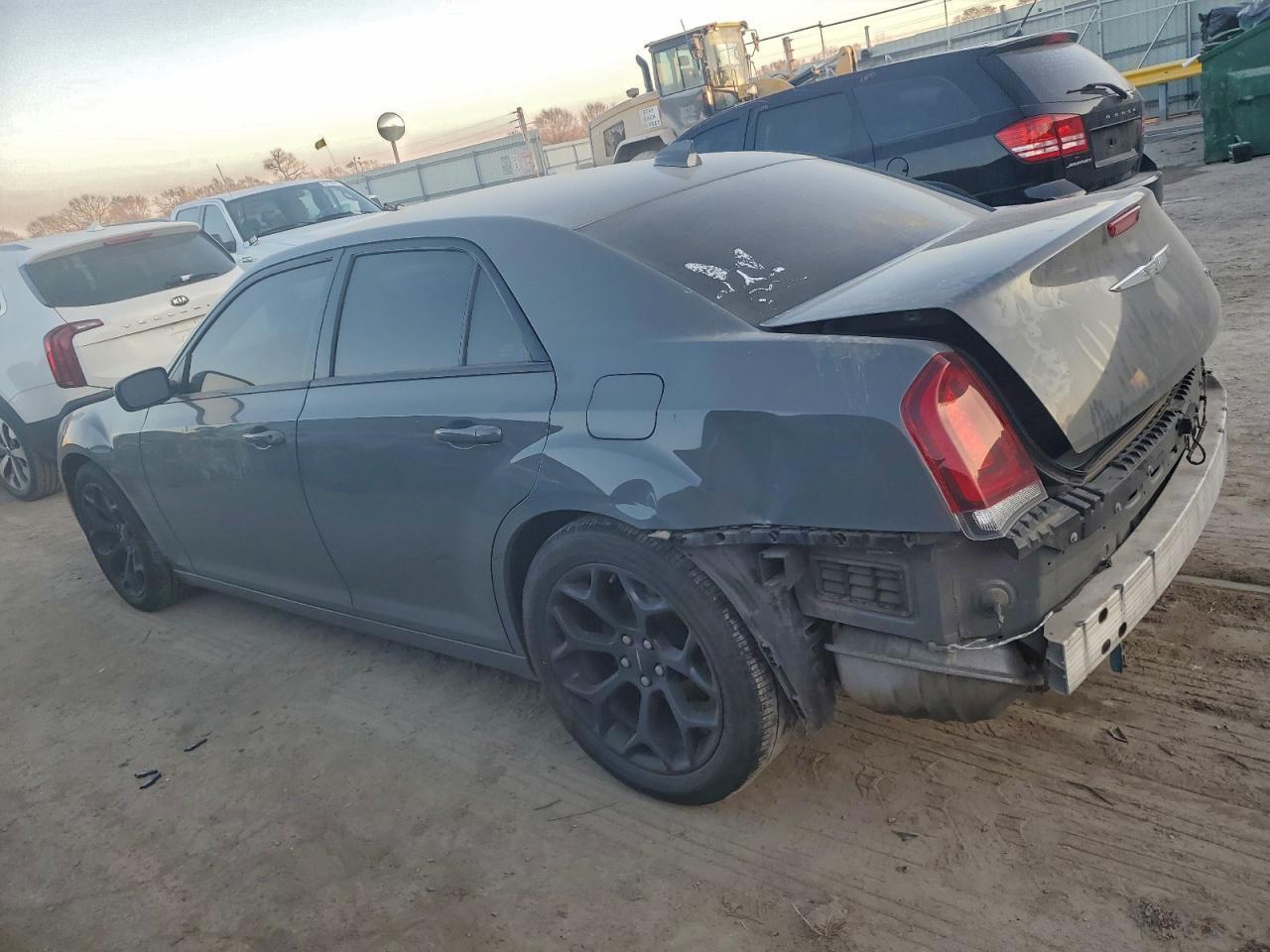 2019 Chrysler 300 S - Image 2