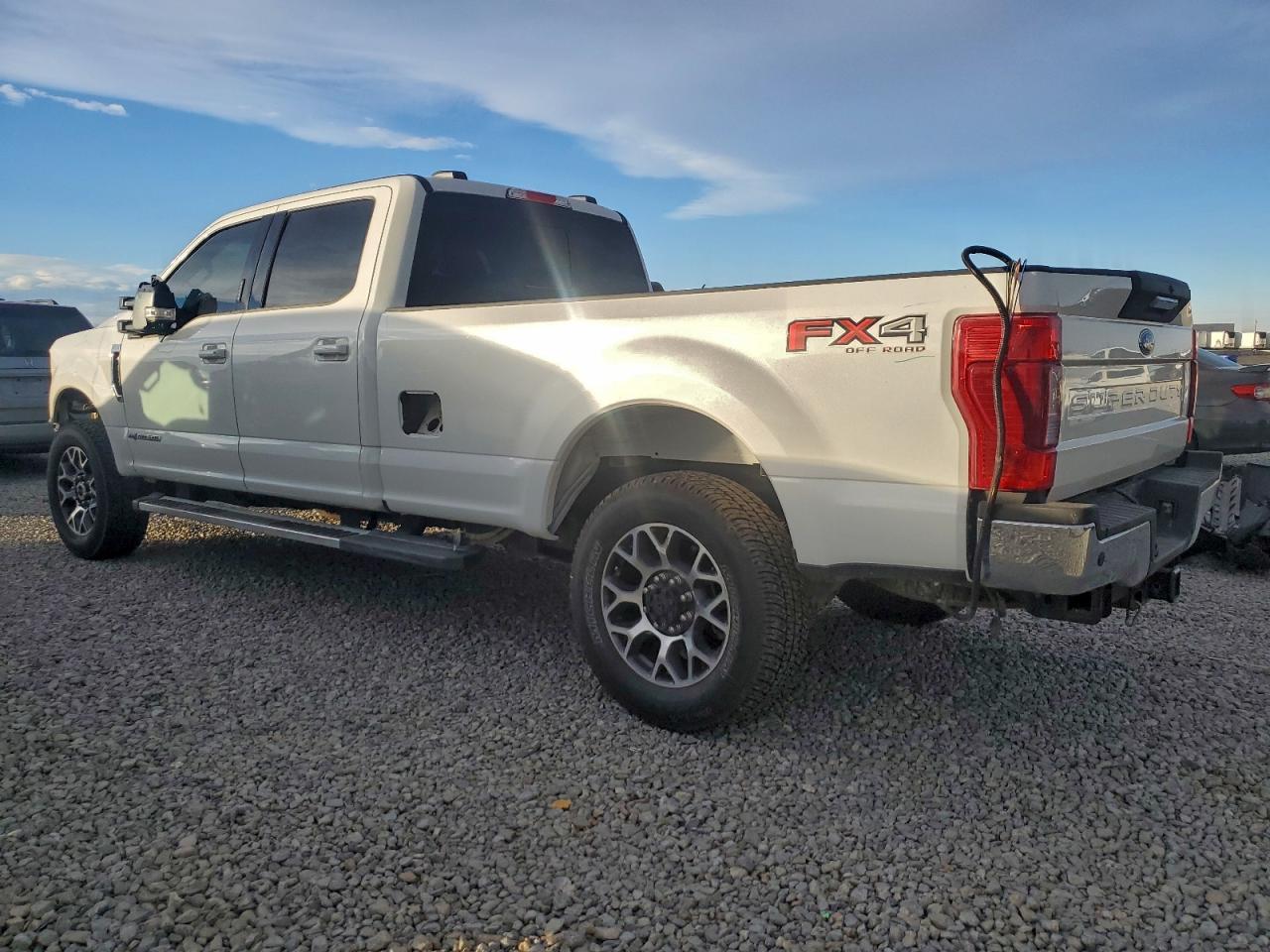 2022 Ford F350 Super Duty - Фото 2