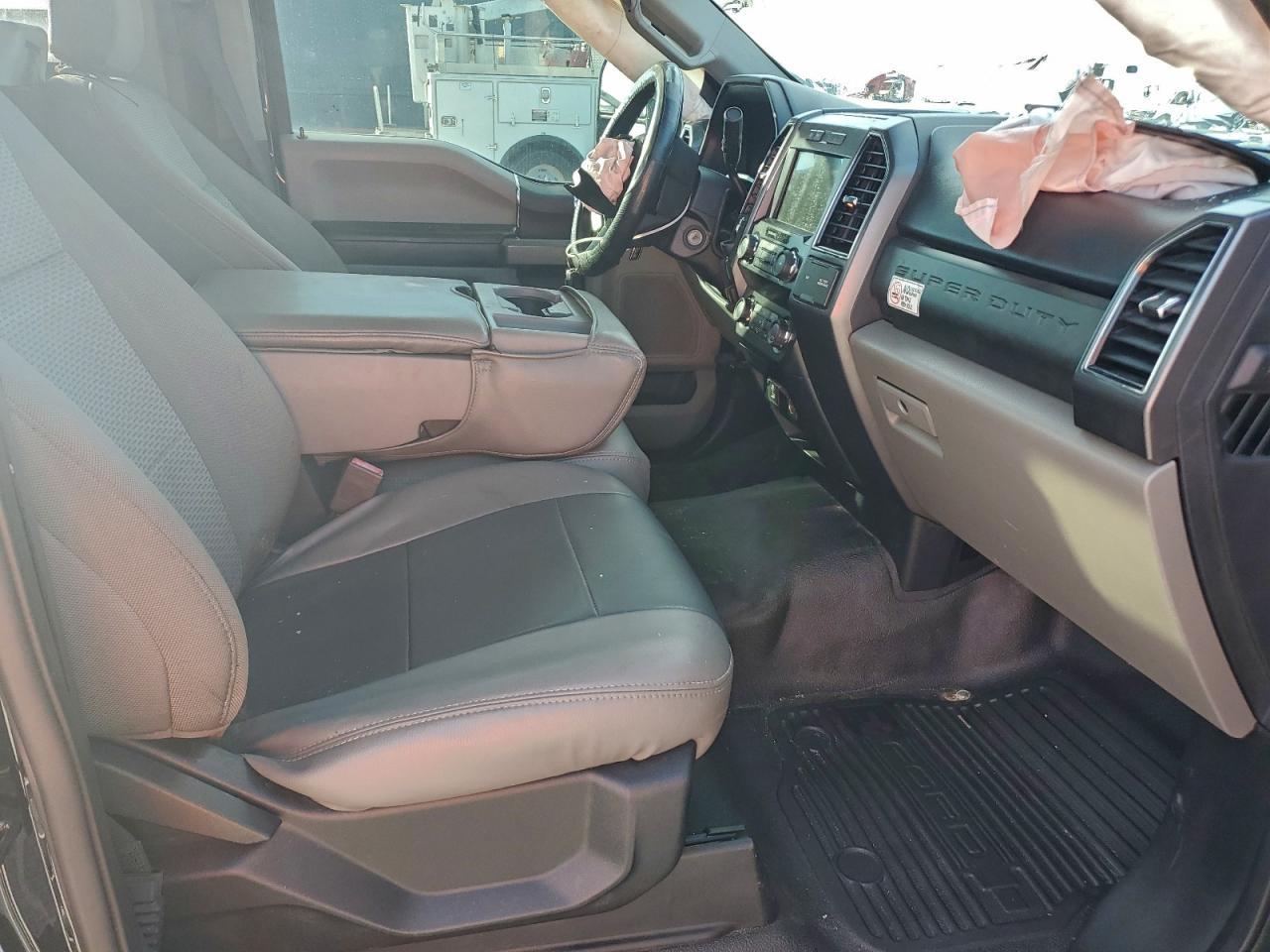 2020 Ford F450 Super Duty Truck Cab And Chassis - Фото 5