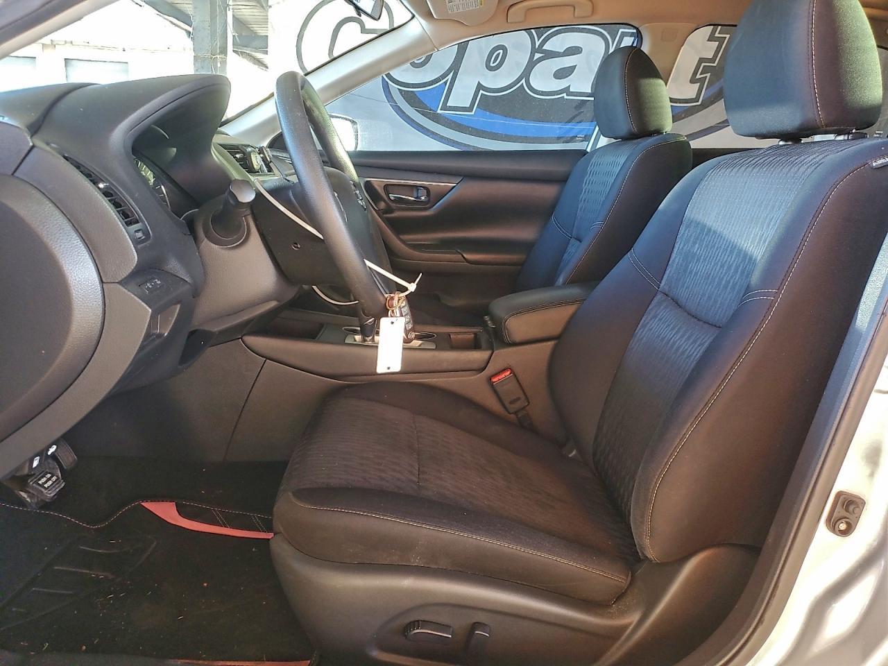 2017 Nissan Altima 2.5 - Фото 7