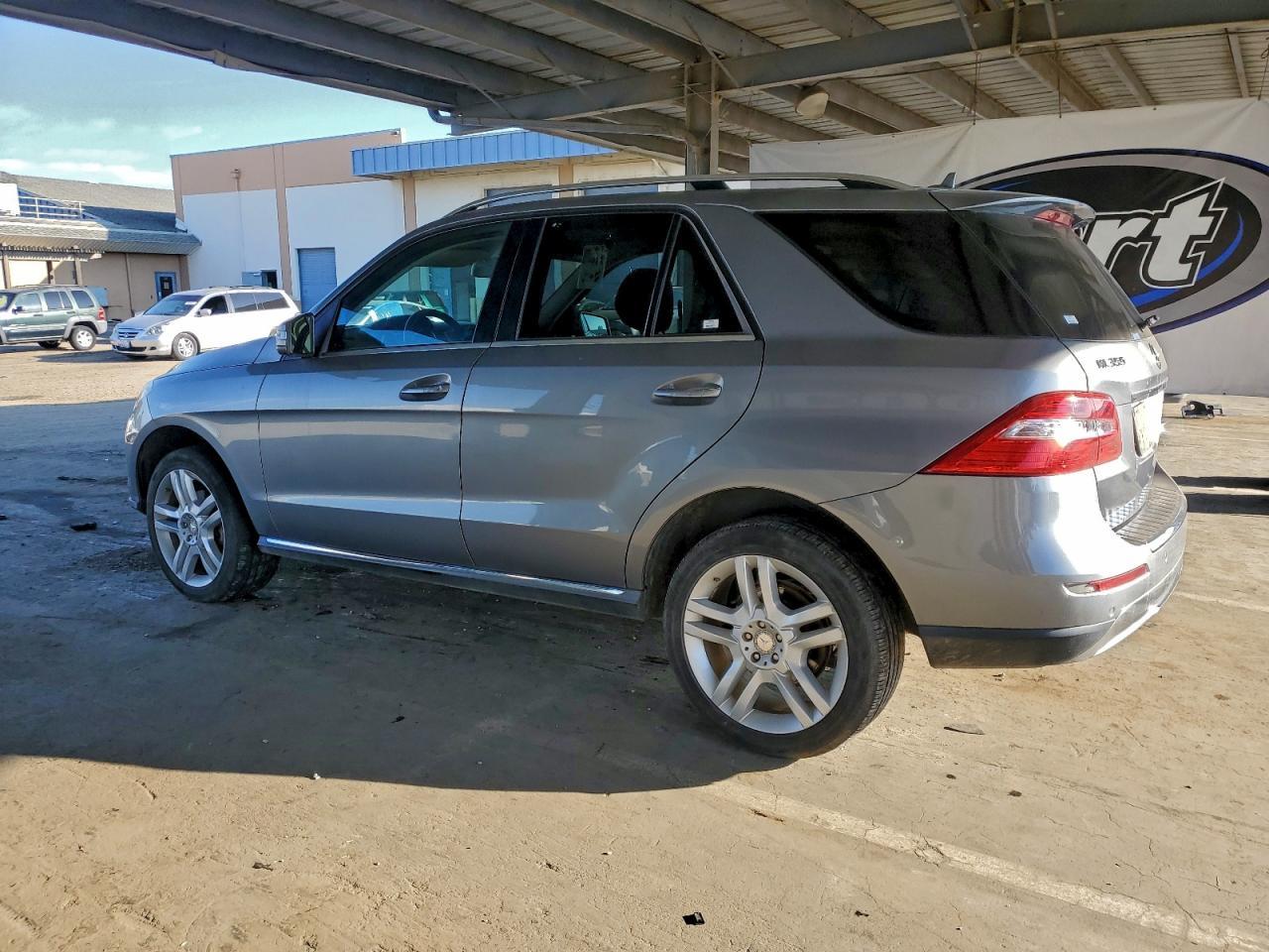 2015 Mercedes-Benz Ml 350 4Matic - Фото 2