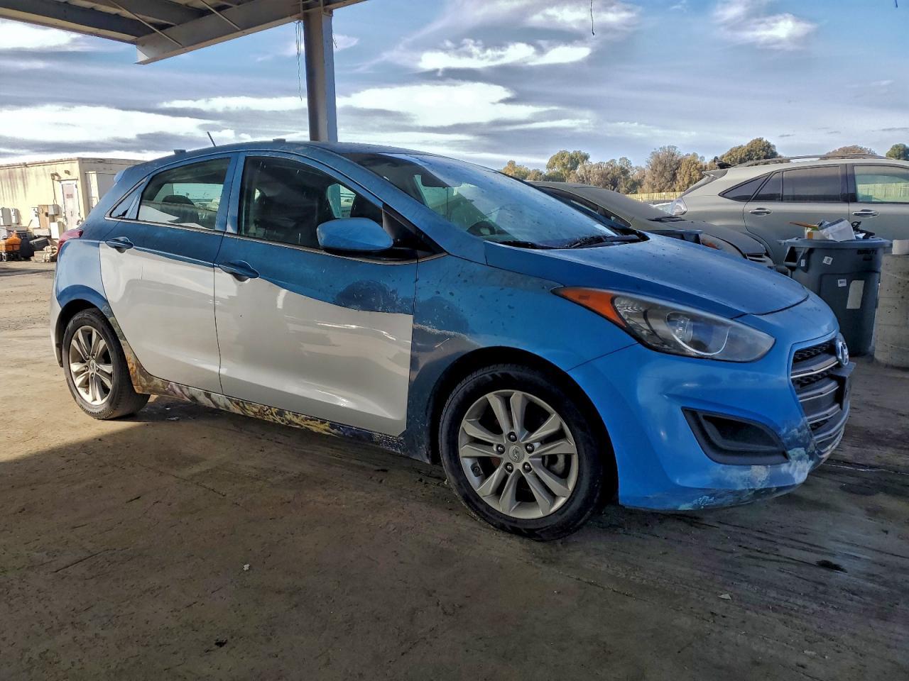 2016 Hyundai Elantra Gt - Image 4
