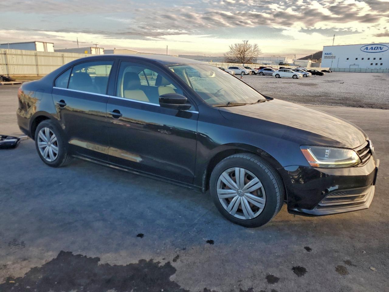 2017 Volkswagen Jetta S - Фото 4