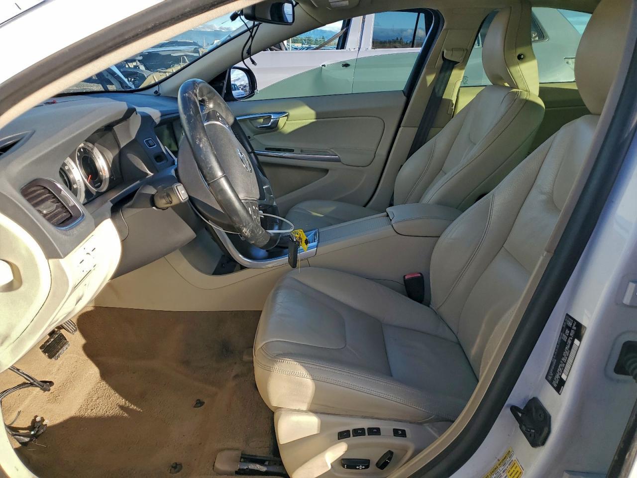 2013 Volvo S60 T5 - Image 7