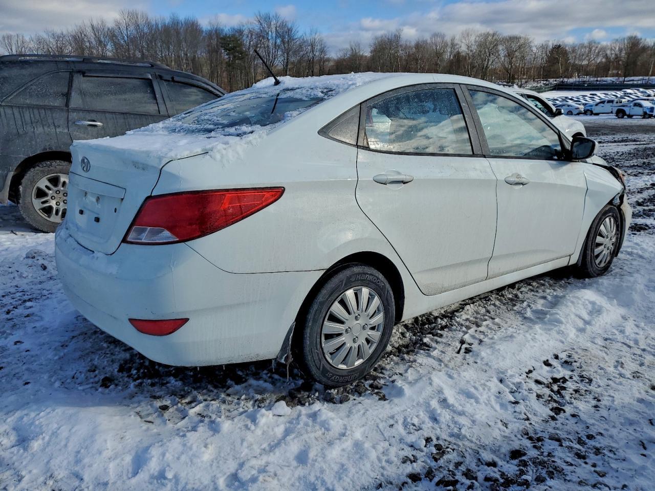 2015 Hyundai Accent Gls - Фото 3
