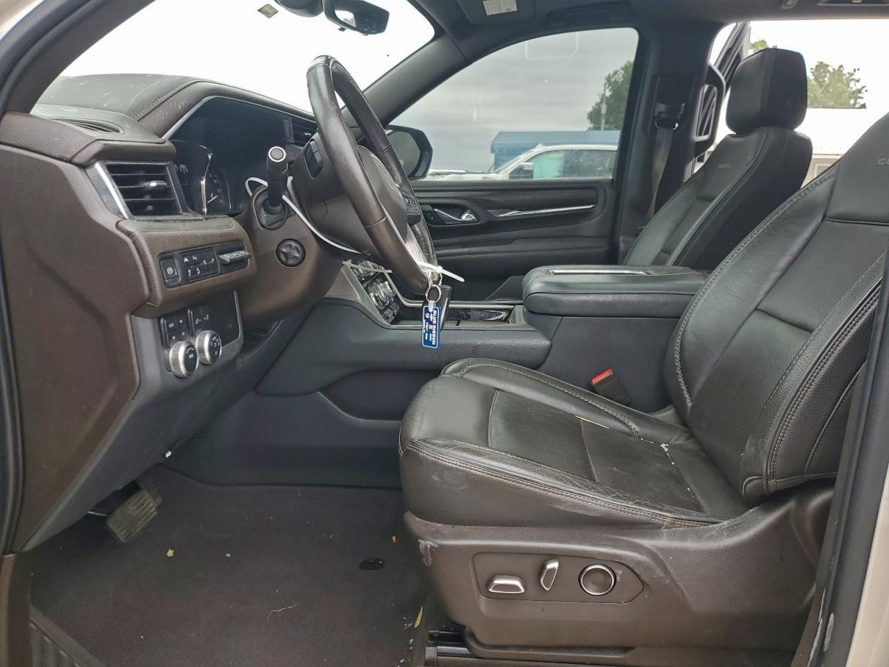 2021 GMC Yukon Denali - Фото 7