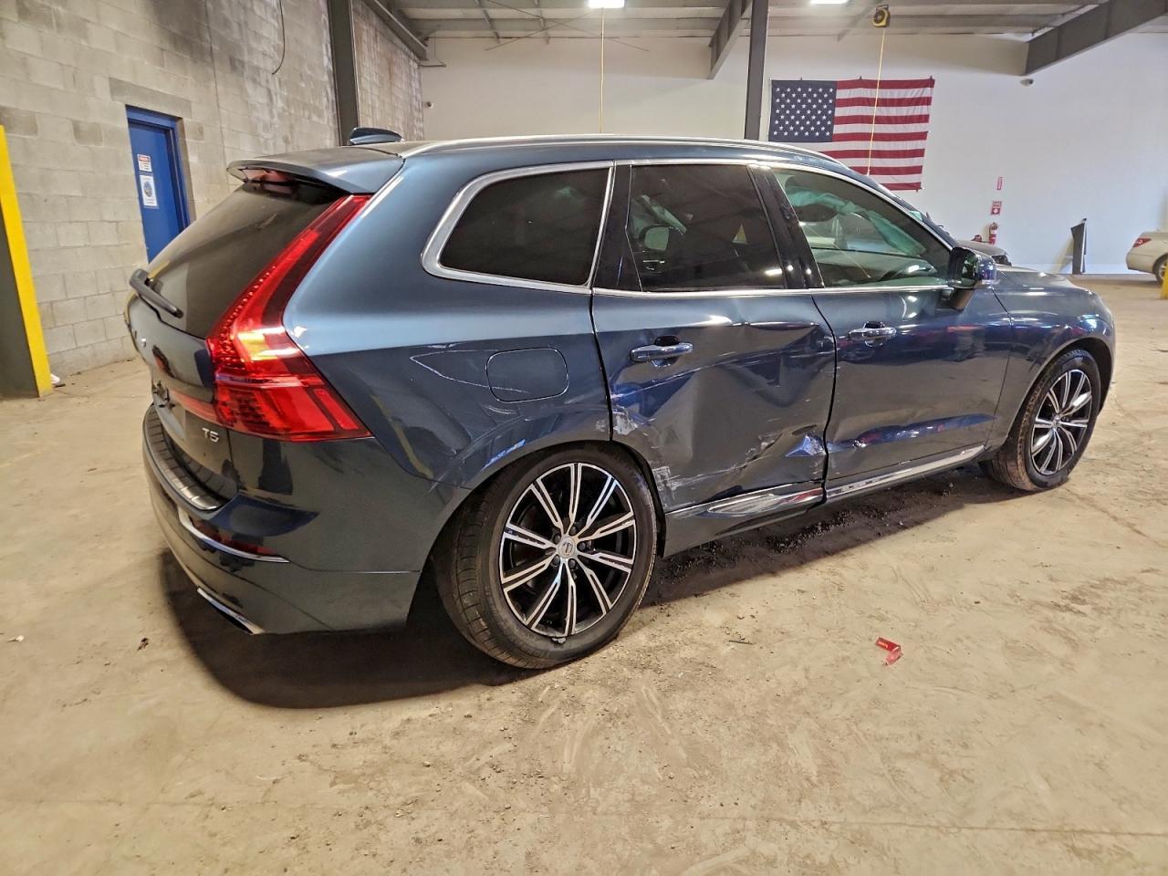 2021 Volvo Xc60 T5 Inscription - Фото 3