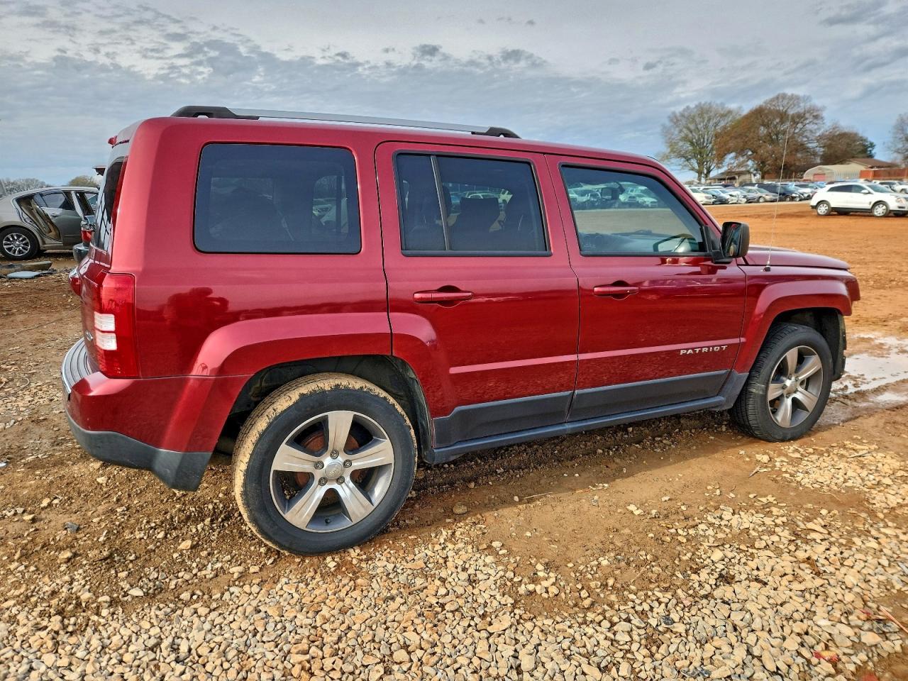 2016 Jeep Patriot Latitude - Image 3