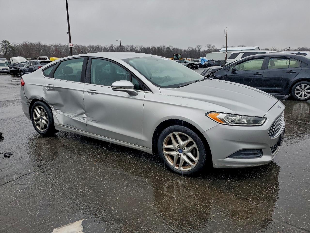 2013 Ford Fusion Se - Фото 4