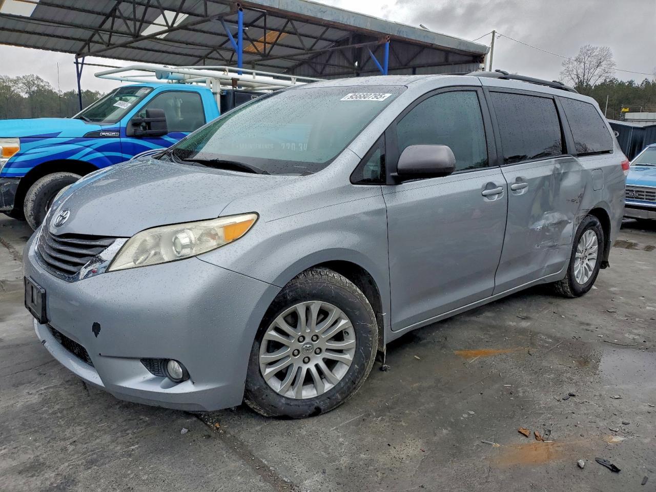 2011 Toyota Sienna Xle